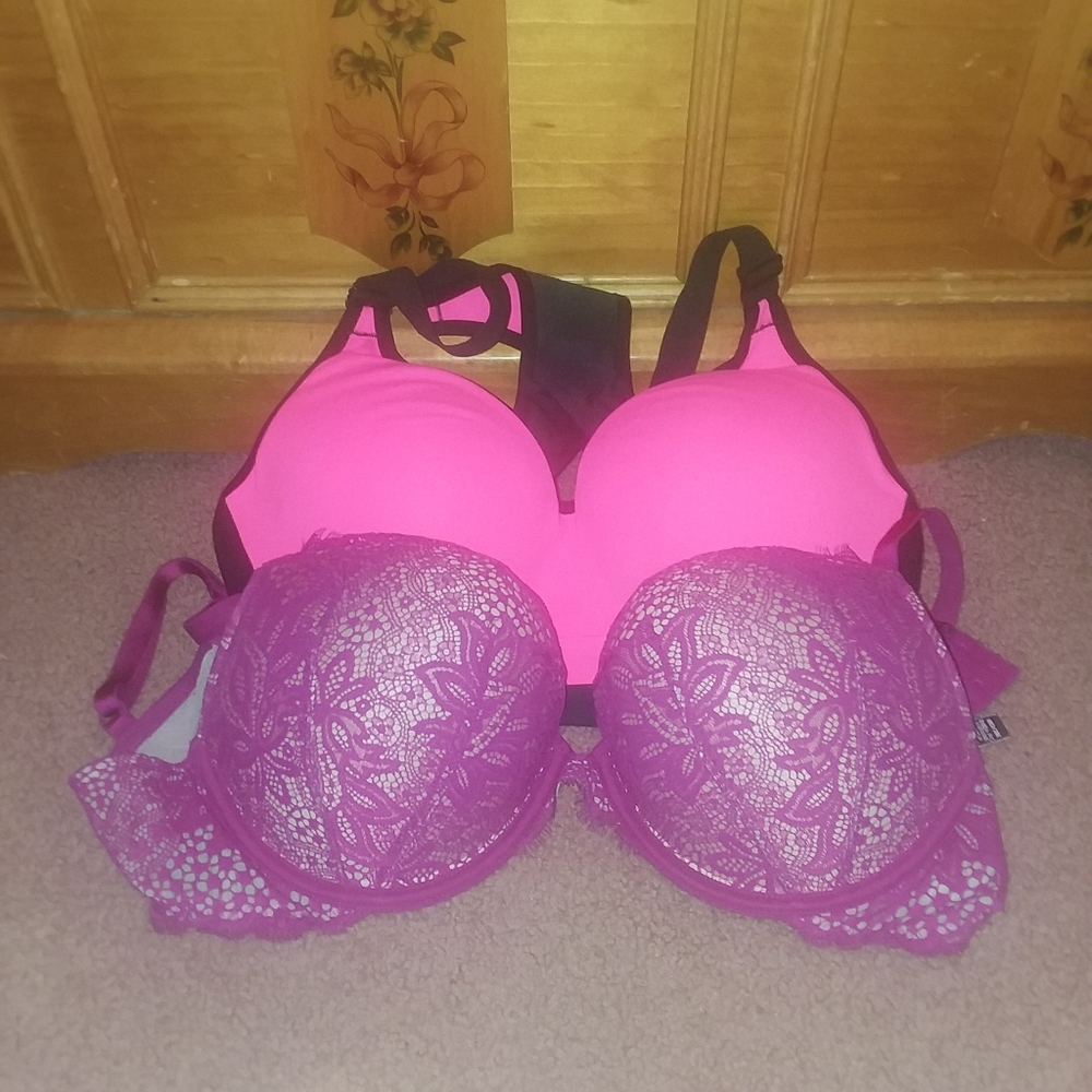 Victoria's Secret Pink Bombshell And Sports Bra